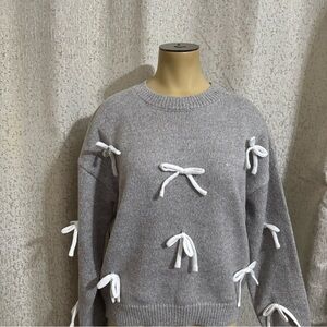 Roffe Accessories Gray Sweater With White Bows. NWT, Size Medium